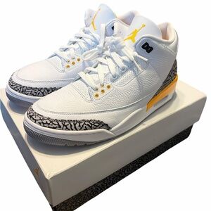 Air Jordan Retro 3 in Laser Orange Colorway (Women’s 12 / Men’s 10.5)